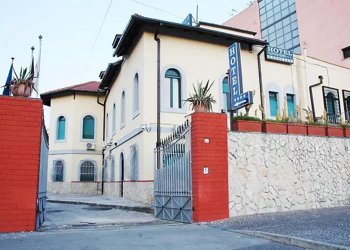 Capodichino International 4*