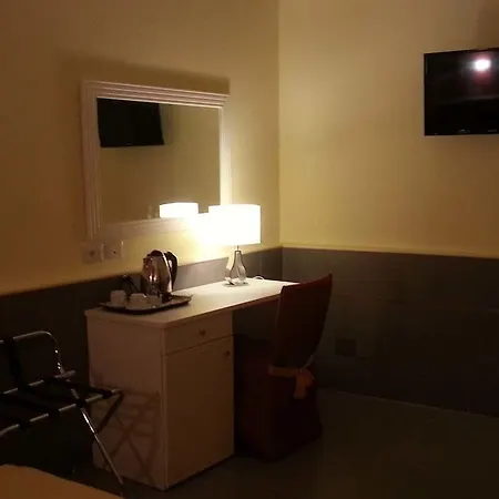 Capodichino International Otel 4*