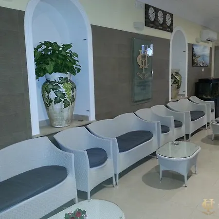 Capodichino International 4*