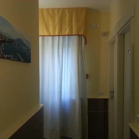 Capodichino International 4*