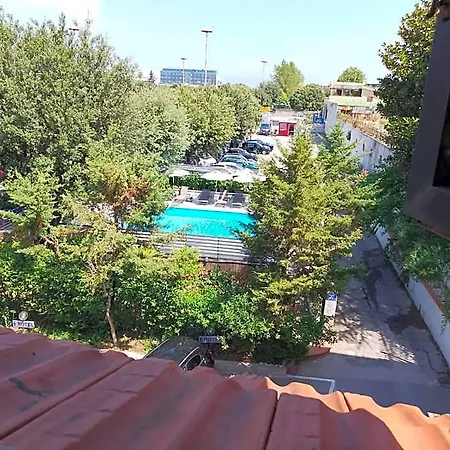 Capodichino International 4*